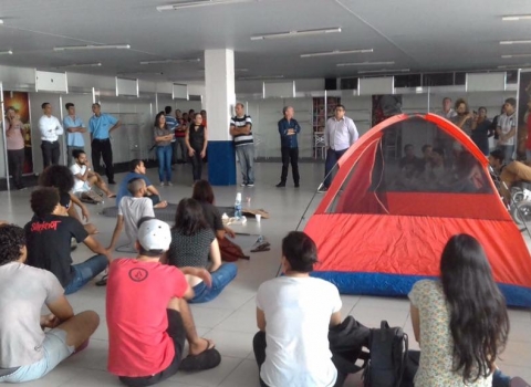 Chega Ao 3º Dia Ocupação Da Reitoria Da UFPB Por Estudantes Da ...